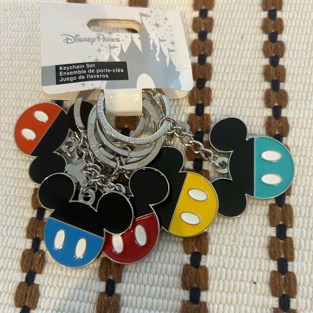 Disney mickey keychain NWT